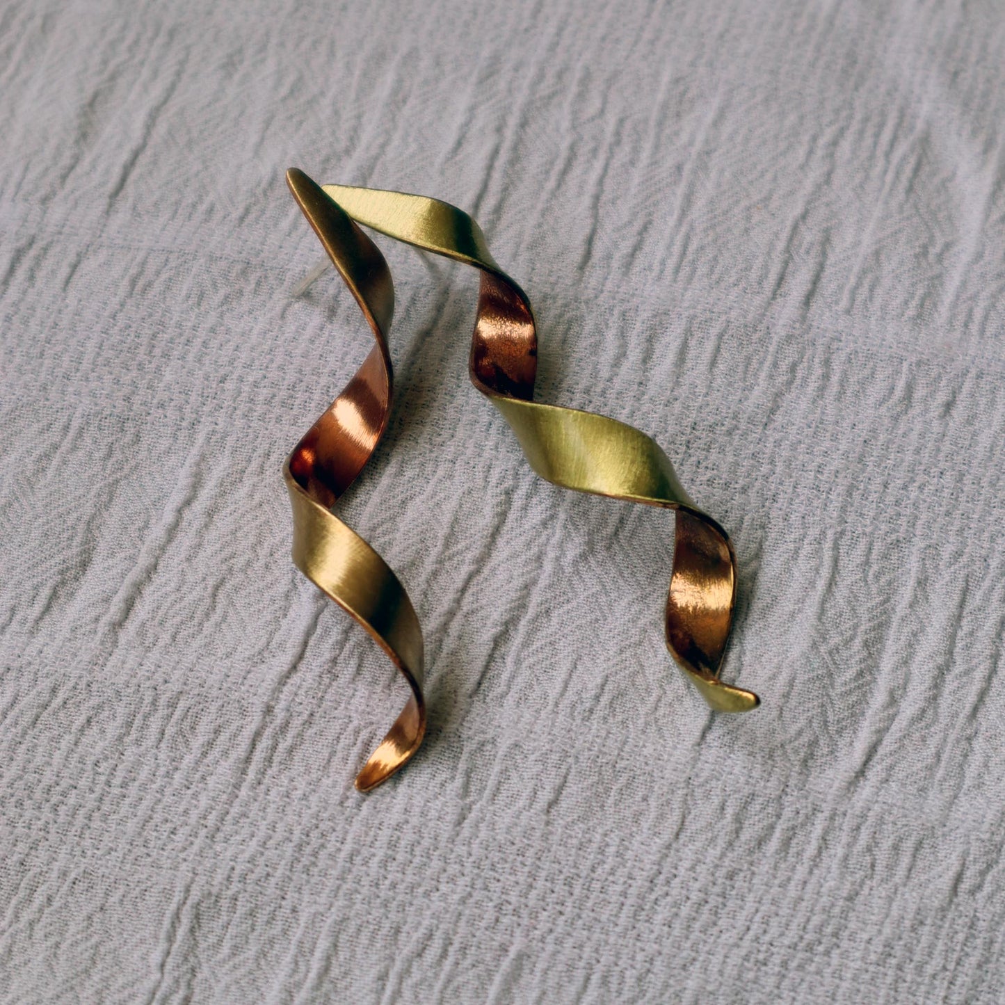 AROS SEMILLA PIN BRONCE