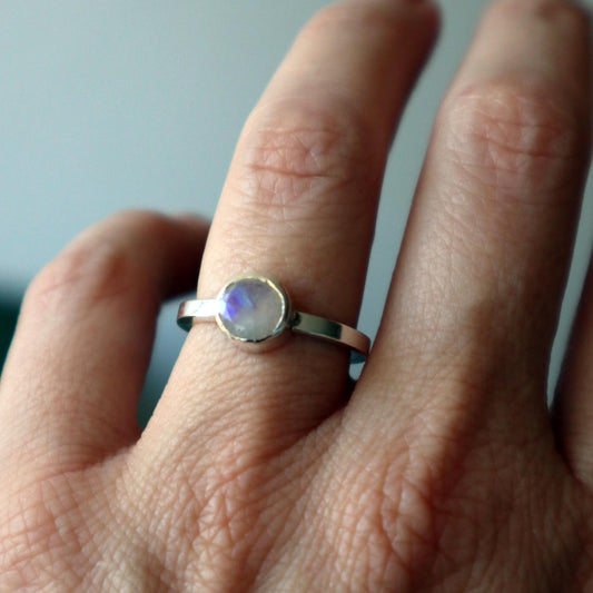 ANILLO SOLITARIO PIEDRA LUNA