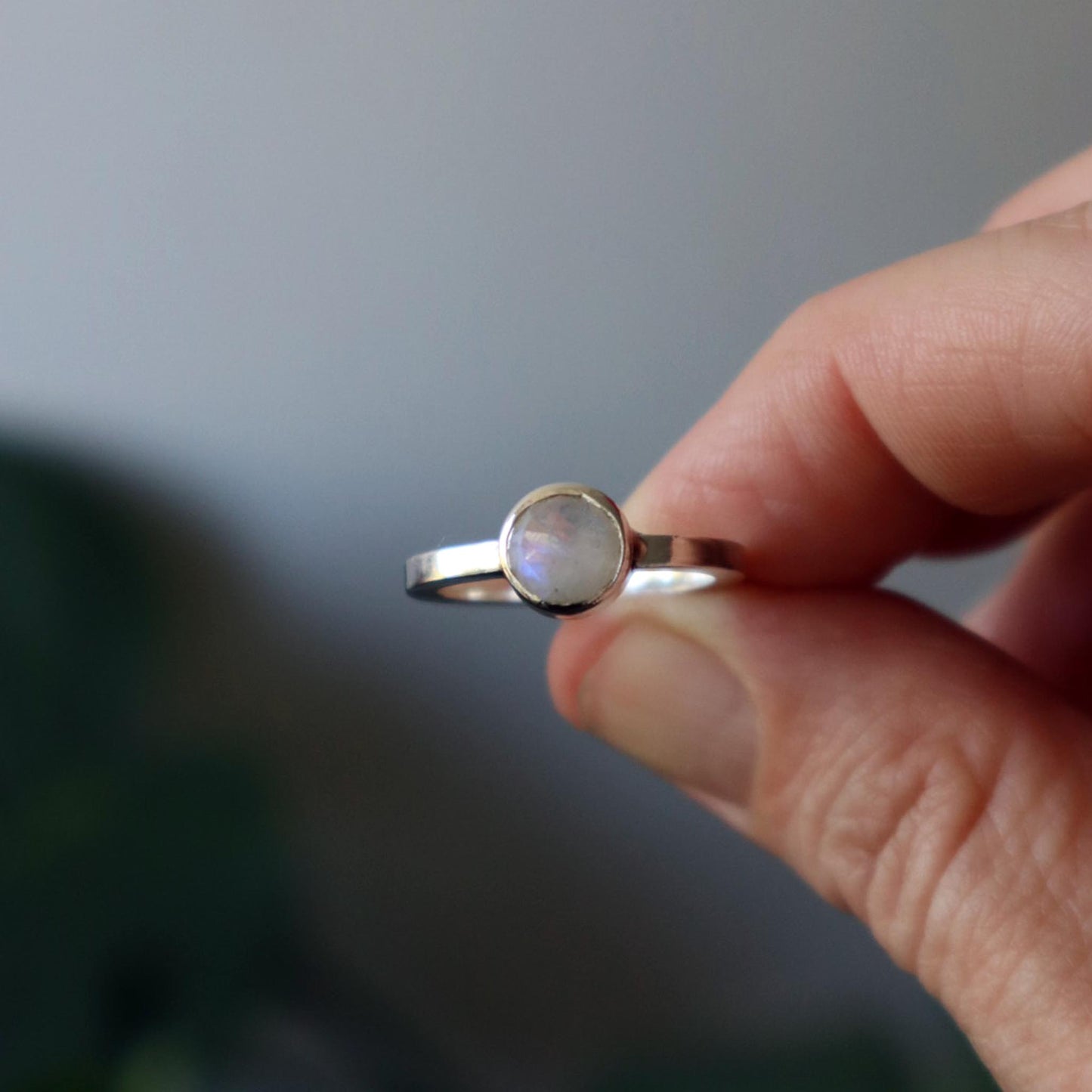 ANILLO SOLITARIO PIEDRA LUNA